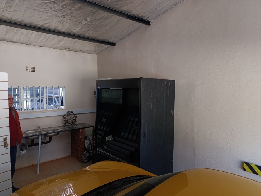 To Let Commercial Property for Rent in Bloemfontein Rural Free State